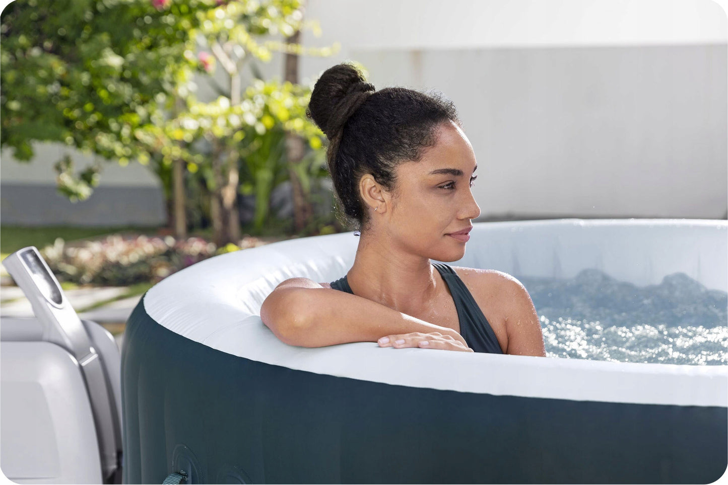 Pripučiamas Garden SPA AirJet Miami 6 asmenų hidromasažas Bestway