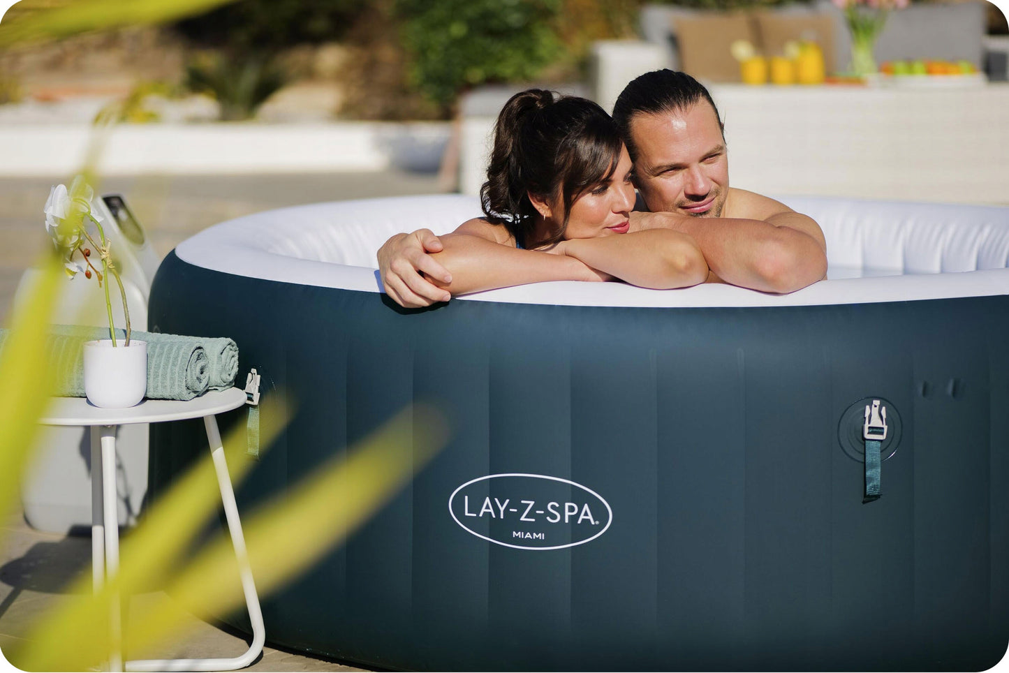 Pripučiamas Garden SPA AirJet Miami 6 asmenų hidromasažas Bestway