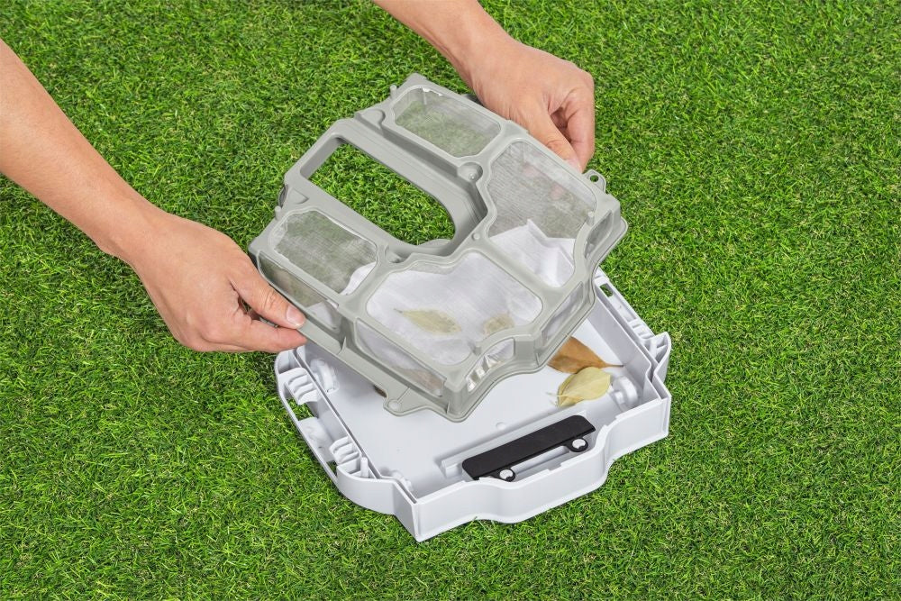 ROBOTAS BESTWAY AQUATRONIX 2025 AUTOMATINIS BASEINŲ VALYMAS