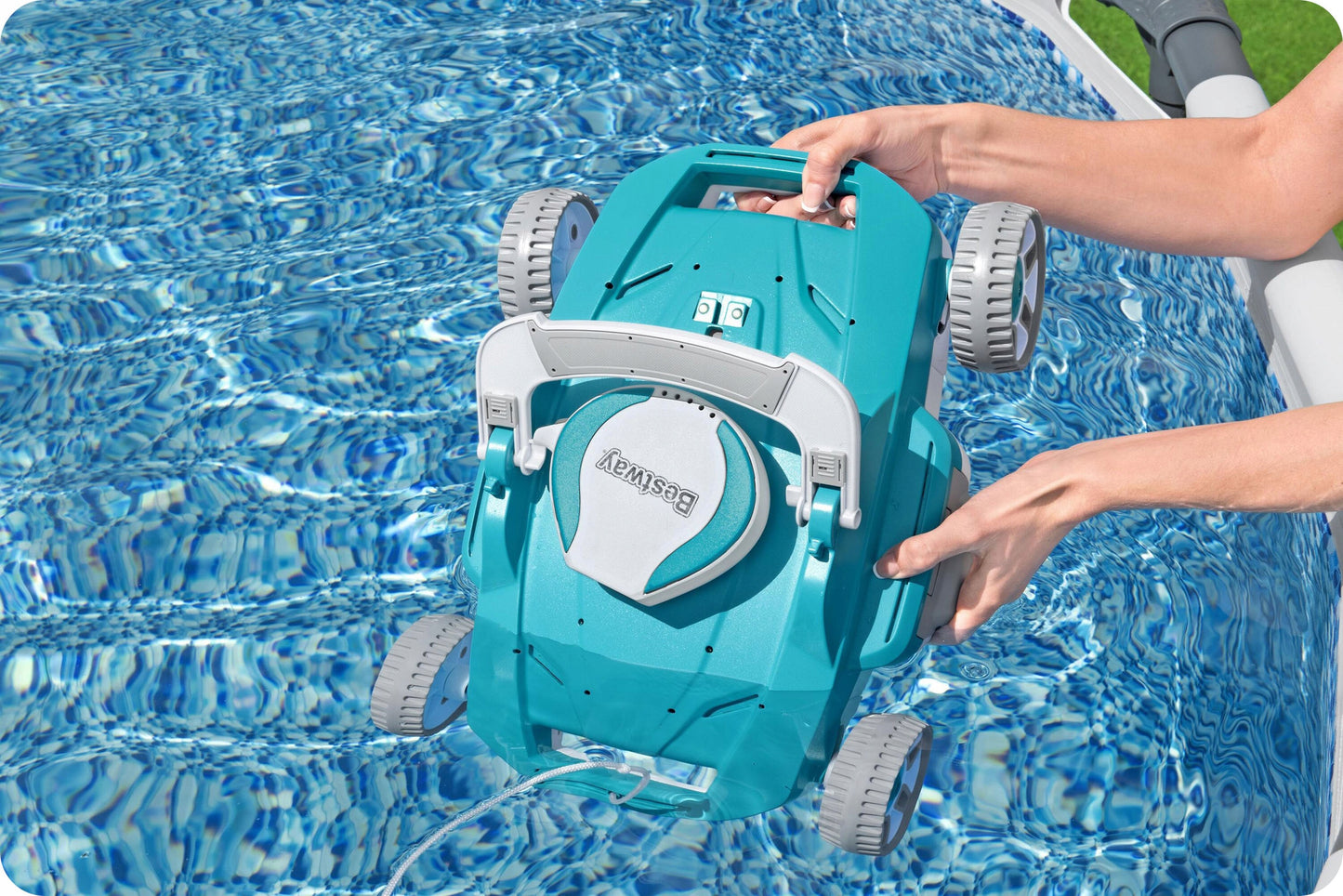 ROBOTAS BESTWAY AQUATRONIX 2025 AUTOMATINIS BASEINŲ VALYMAS