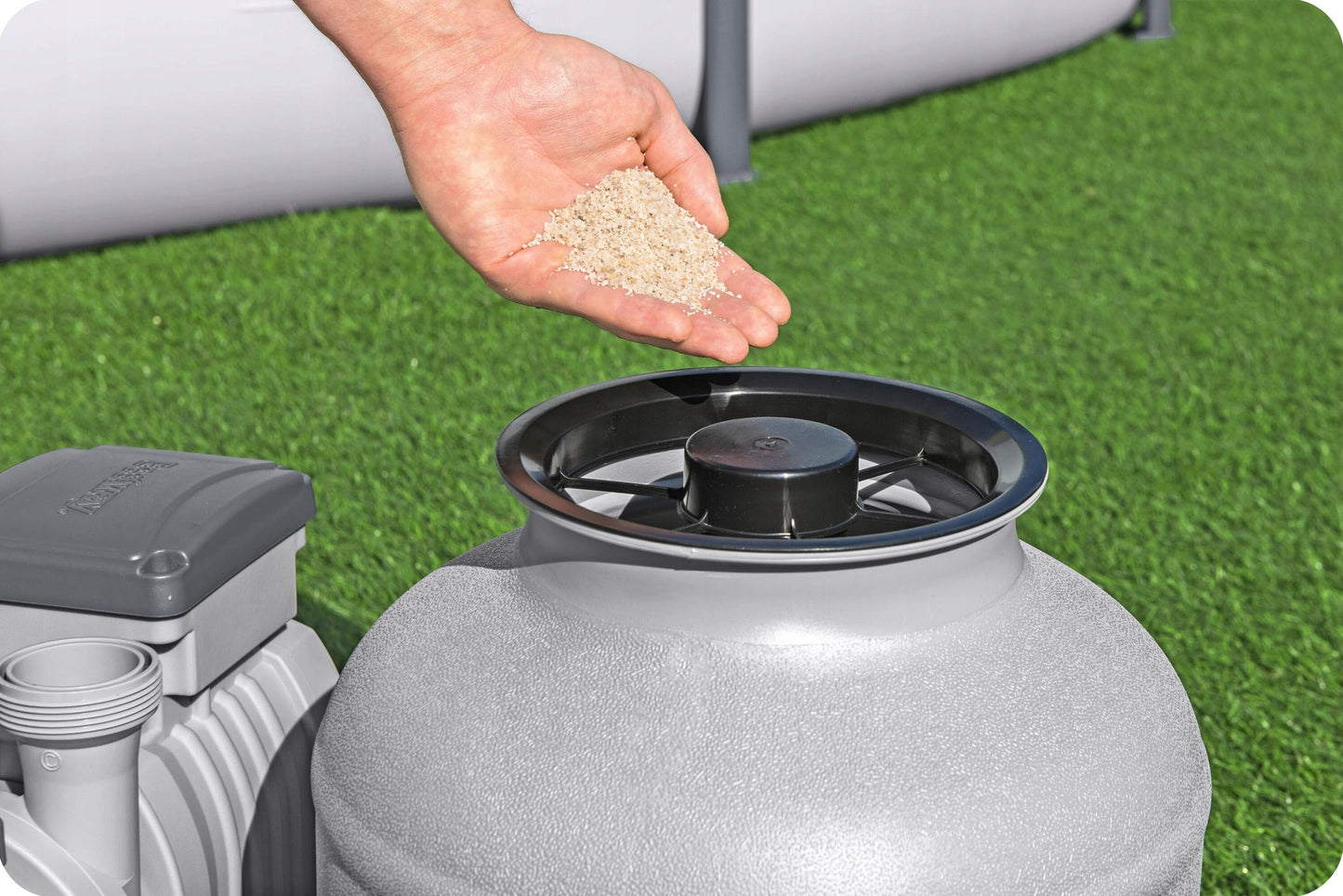Smėlio siurblys baseino filtrui 8327 l/h + smėlio 25kg jungiamosios žarnos Bestway