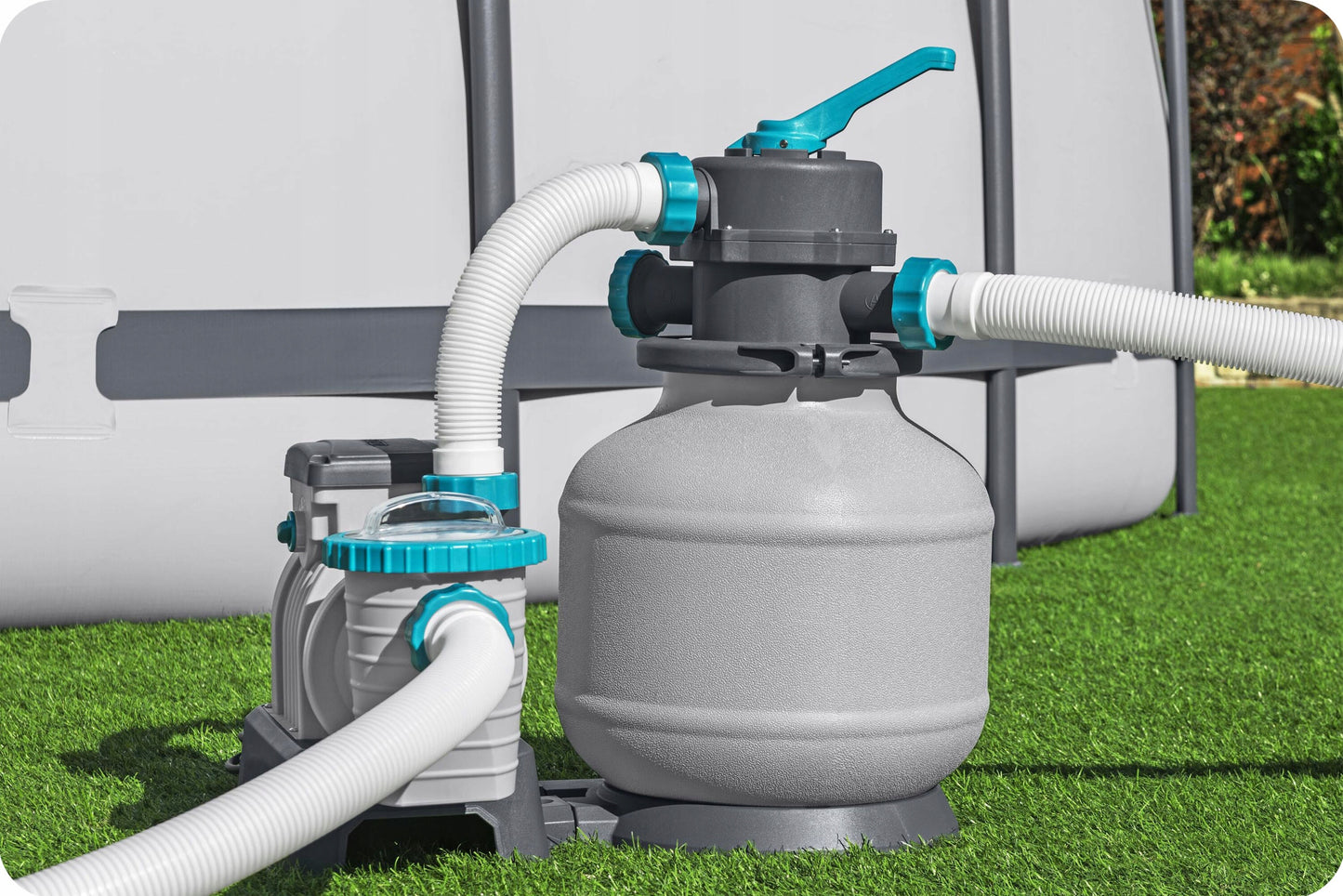 Smėlio siurblys baseino filtrui 8327 l/h + smėlio 25kg jungiamosios žarnos Bestway